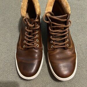 Timberline Men’s Hightop Leather 6 eye shoes